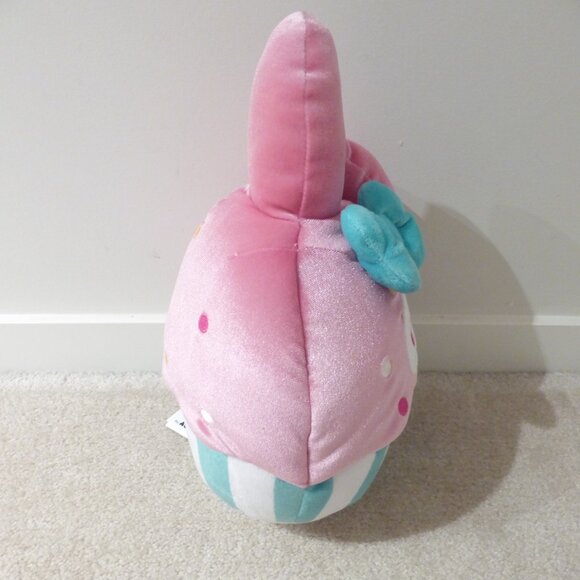 NWT SANRIO My Melody cupcake plush - Picture 3 of 12